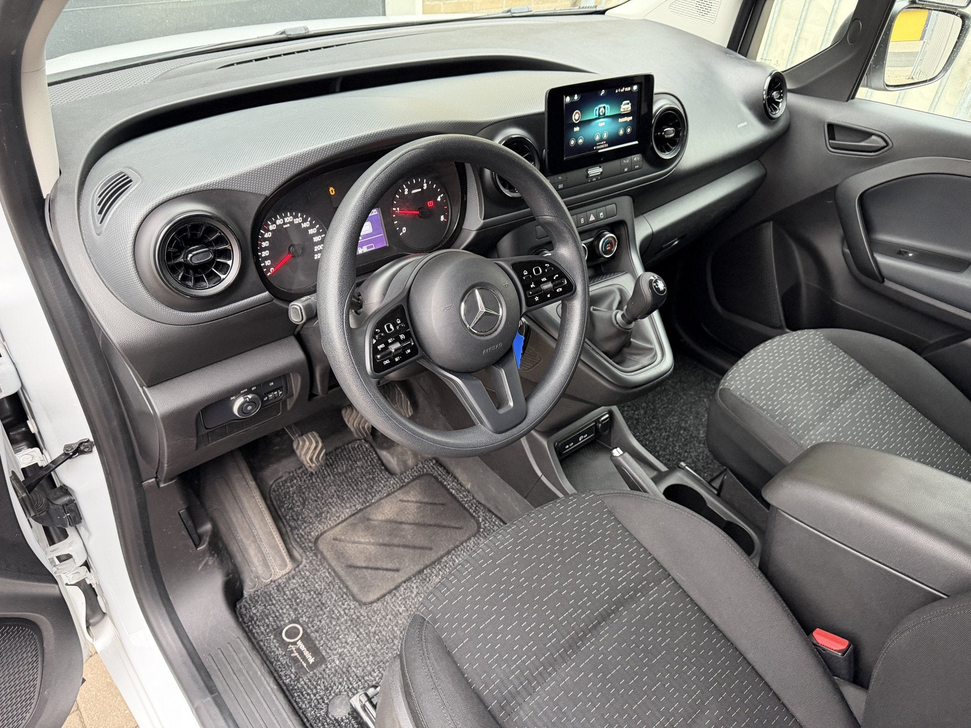 Mercedes-Benz Citan 108 CDI L1 Pro CarPlay/achteruitrijcamer, Auto's, Voorwielaandrijving, Stof, Gebruikt, 4 cilinders