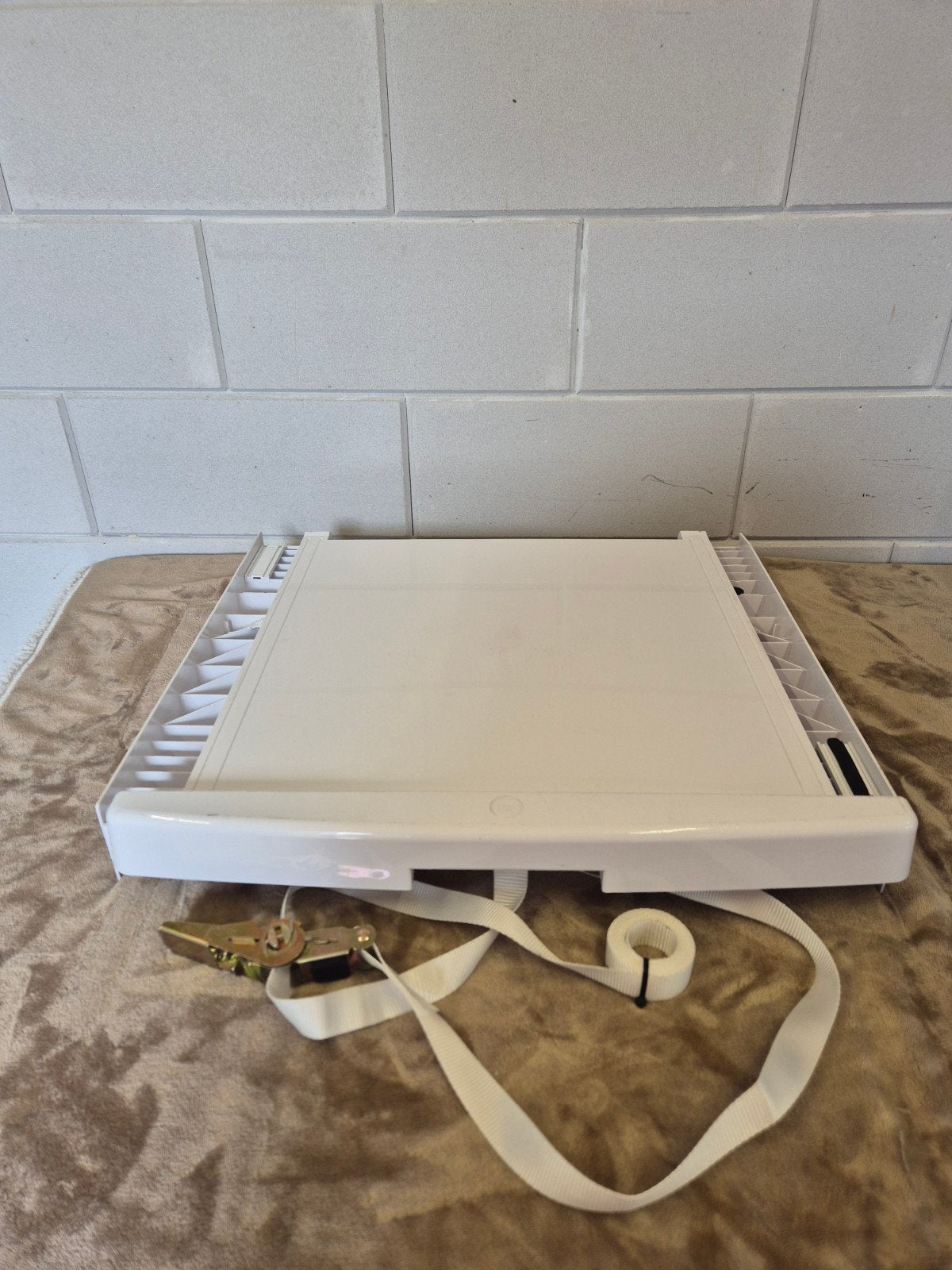 Uittrekbare lade voor tussen droger en wasmachine., Witgoed en Apparatuur, Onderdelen en Toebehoren, Ophalen of Verzenden, Zo goed als nieuw