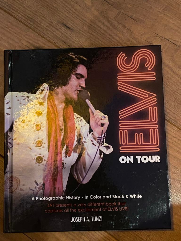 Elvis On Tour: Een Fotografische Geschiedenis, Ophalen of Verzenden, Zo goed als nieuw, Artiest
