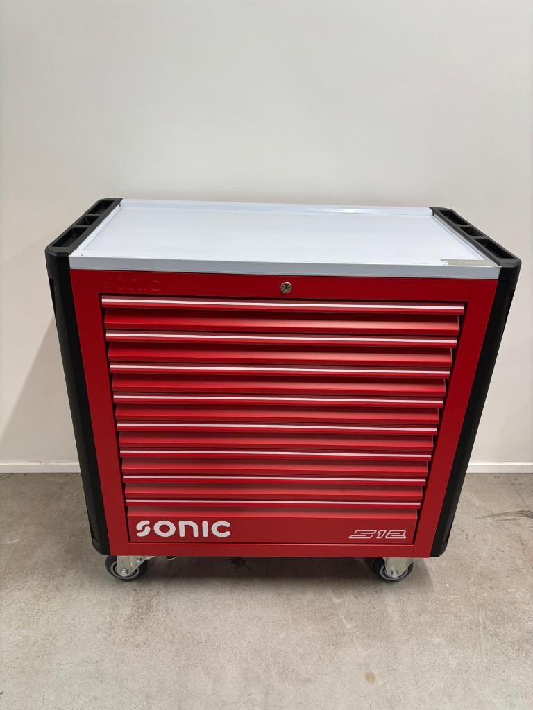 Sonic S12-Next gevulde gereedschapwagen 575-delig RED
