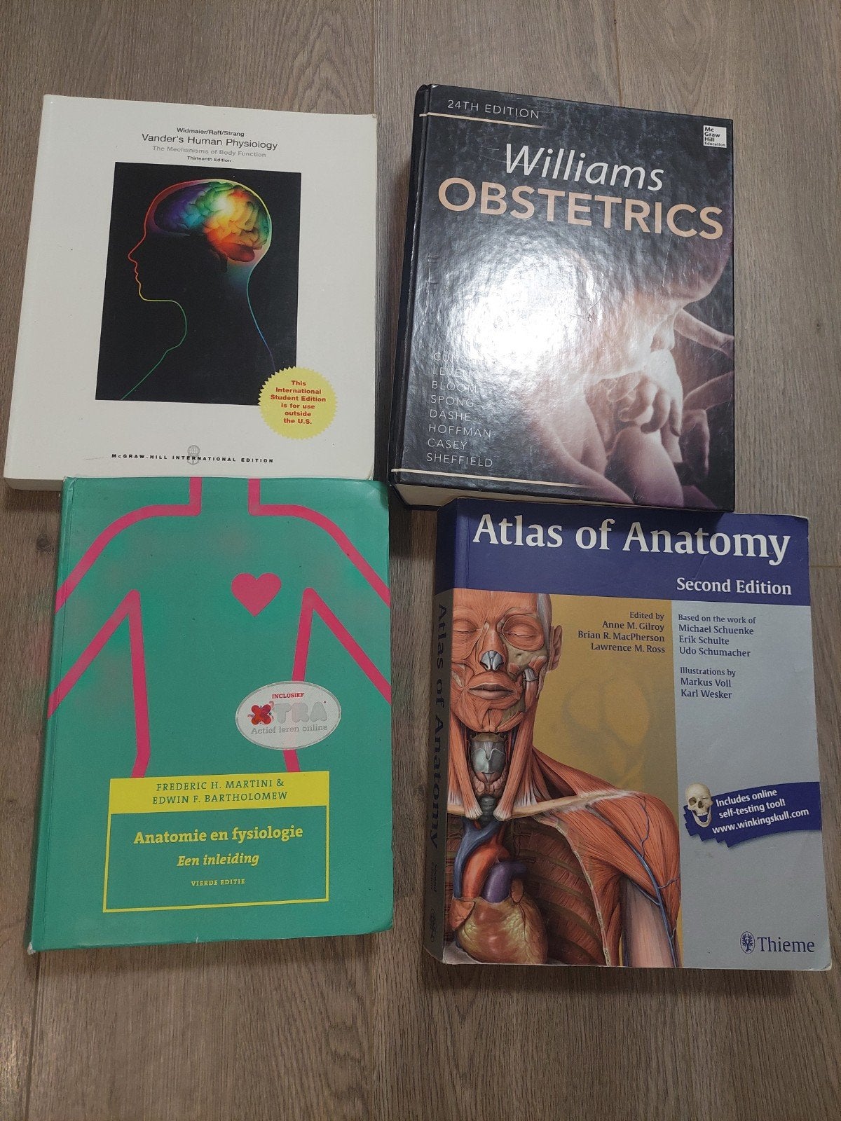 Gratis | woordenboeken | examenbundel | studieboeken, Ophalen, Beta, Gelezen, Overige niveaus