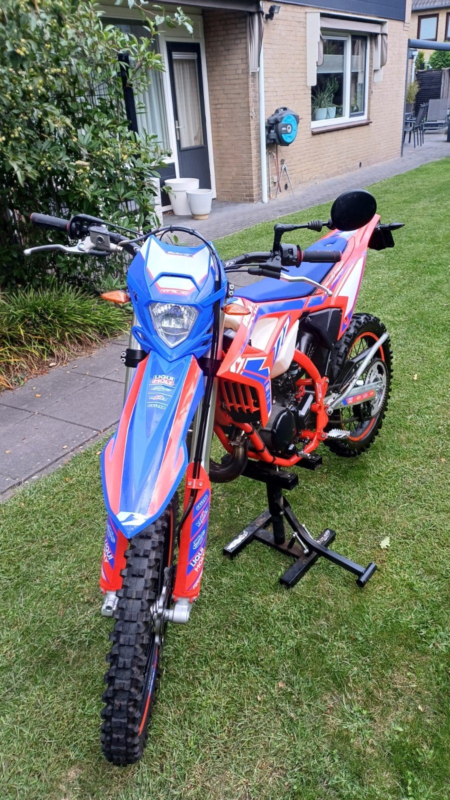 Beta RR 50 Enduro Racing 2026, Fietsen en Brommers, 6 versnellingen, Zo goed als nieuw, 50 cc, Ophalen