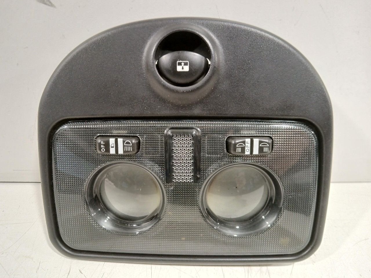 Binnenverlichting Fiat 500, Onderdelen@venauto.nl, Van der Ven Autorecycling B.V., Gebruikt, Ettenseweg 76, 4706 PB Roosendaal, The Netherlands