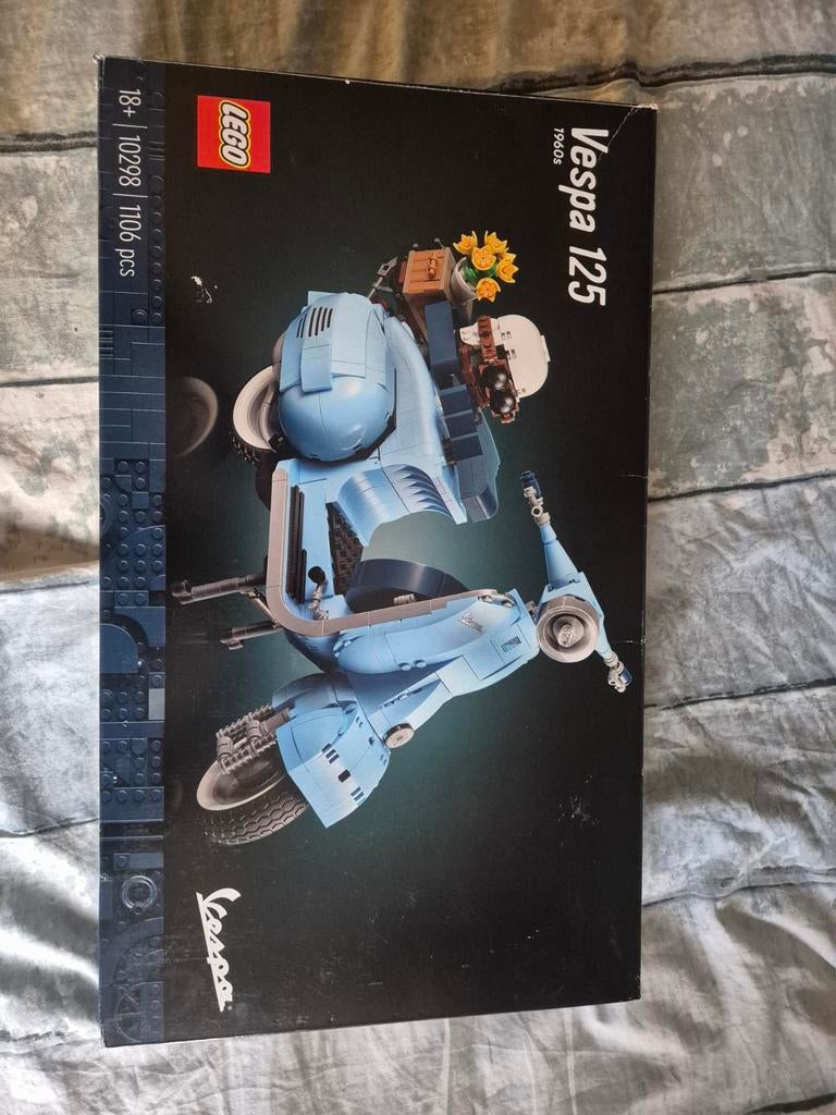 Lego vespa 10298, Kinderen en Baby's, Speelgoed | Duplo en Lego, Ophalen of Verzenden, Zo goed als nieuw, Complete set, Lego