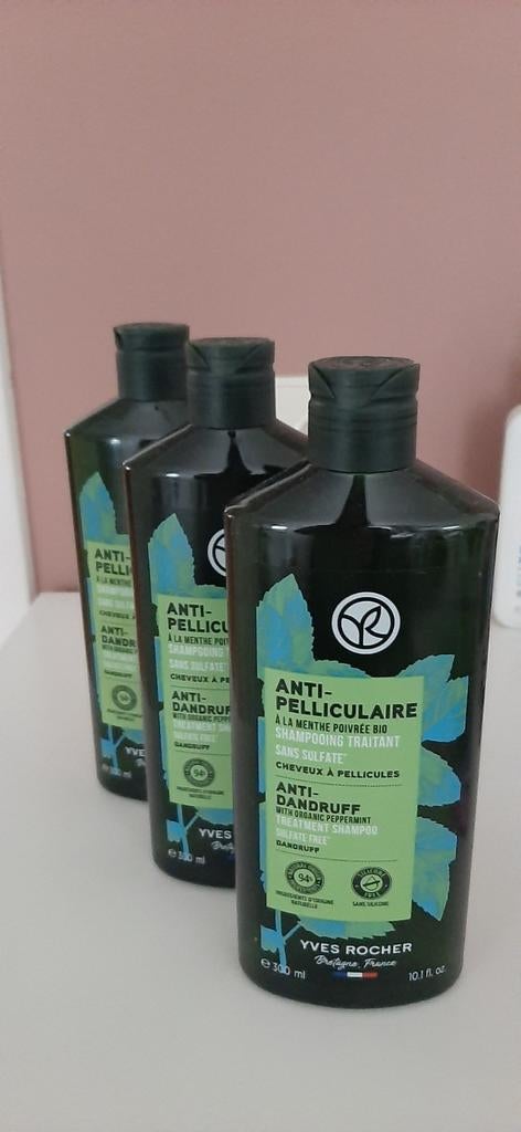 Yves Rocher Anti-Roos Shampoo - 4 Stuks, Ophalen of Verzenden, Nieuw, Shampoo of Conditioner