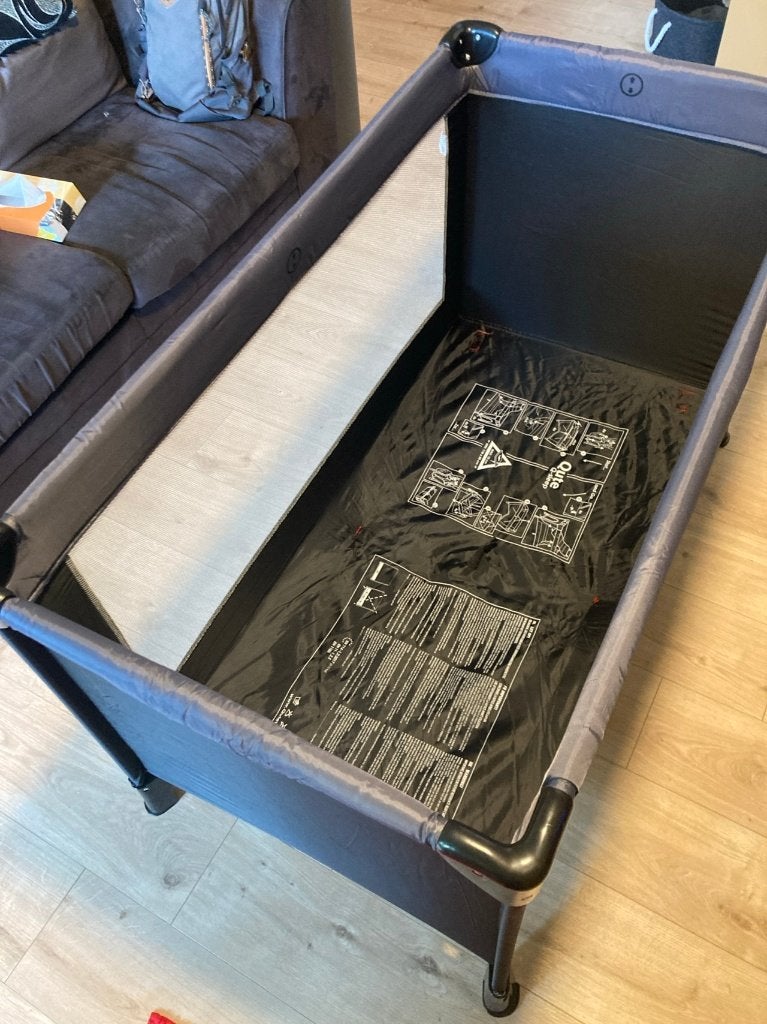 Qute Q-Sleep draagbaar bed + matras, Ophalen, Zo goed als nieuw, Minder dan 140 cm, Matras