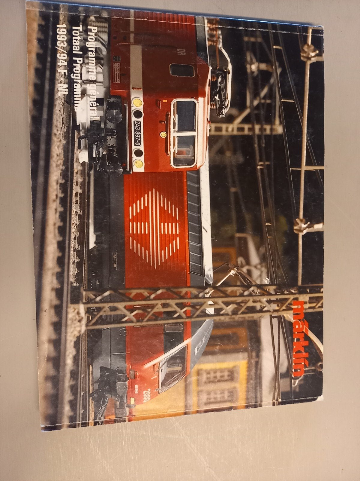 Märklin Totaal Programma Catalogus 1993/94 F + NL, Ophalen of Verzenden, Zo goed als nieuw