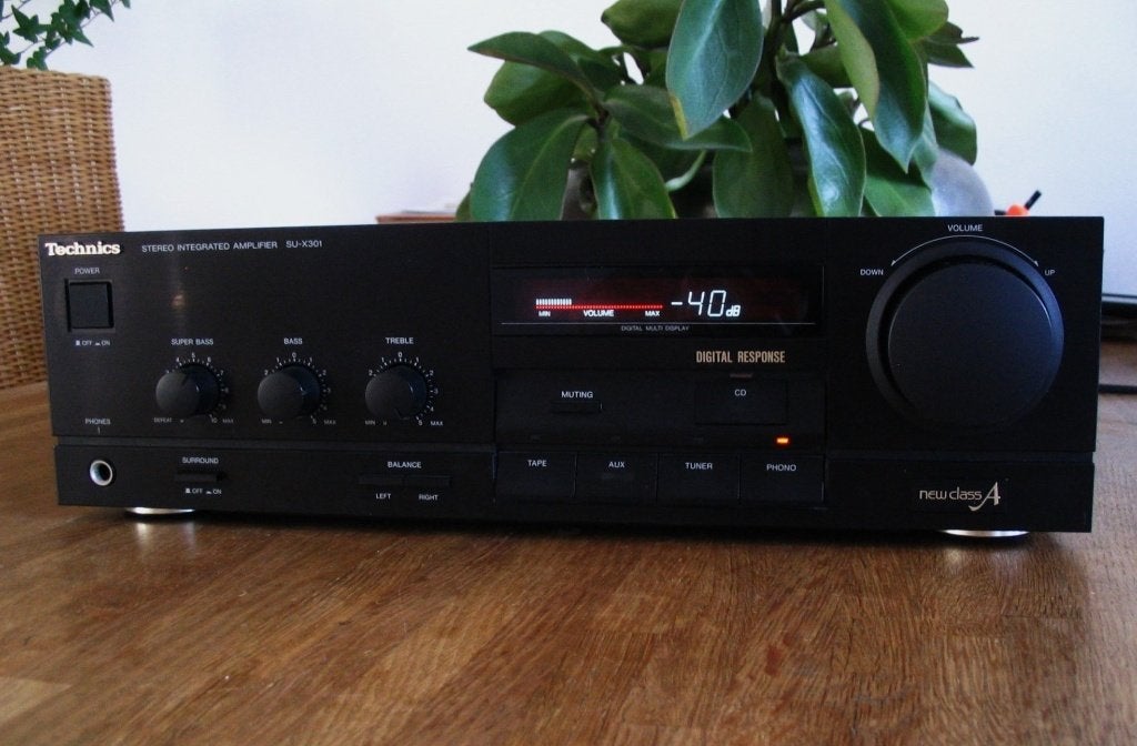 90's Technics versterker type SU-X301, Audio, Tv en Foto, Versterkers en Receivers, Overige merken, Gebruikt, Ophalen of Verzenden