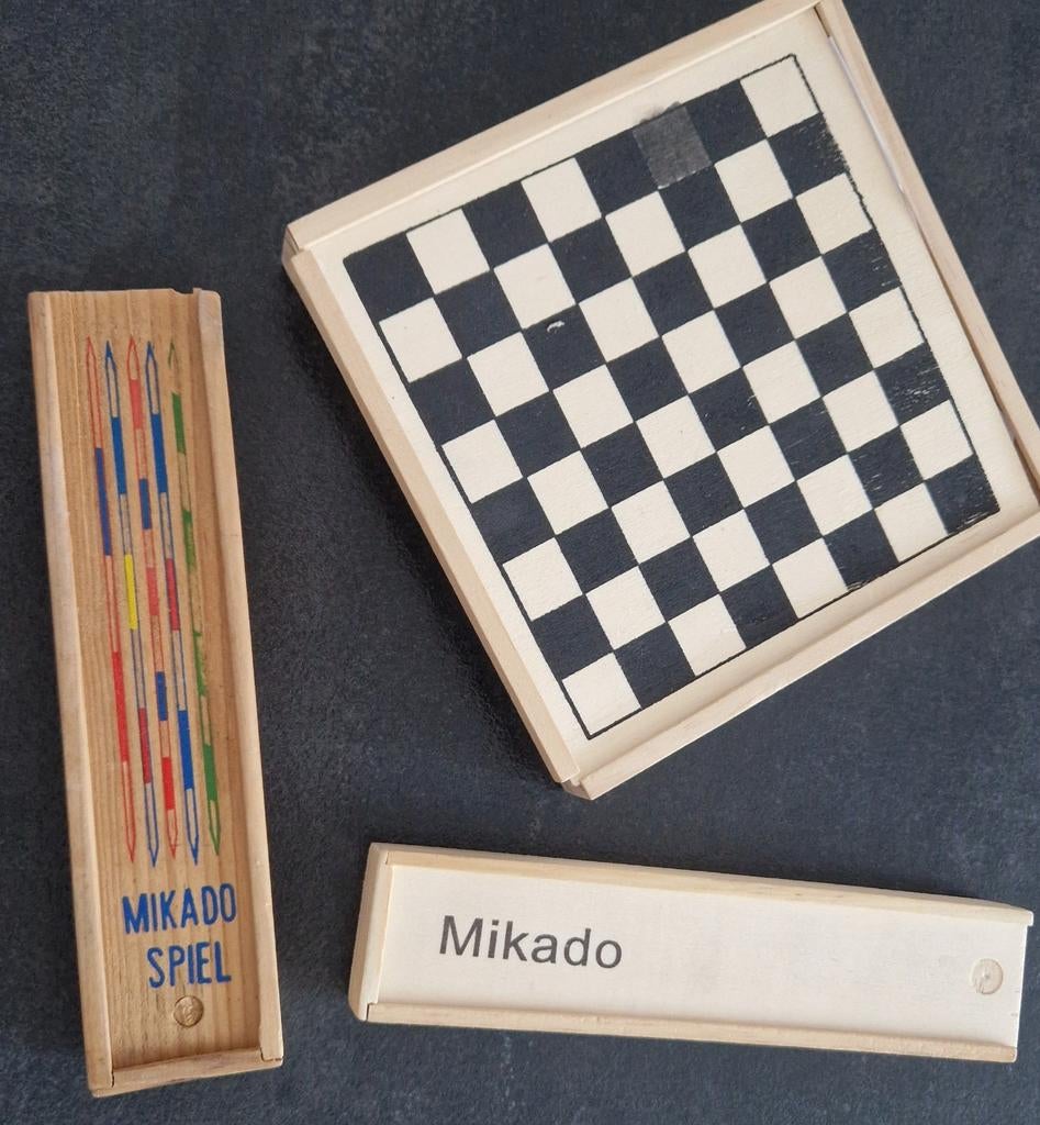 Mikado spel en schaakbord - Reisspellen, Een of twee spelers, Ophalen of Verzenden, Gebruikt, Reisspel