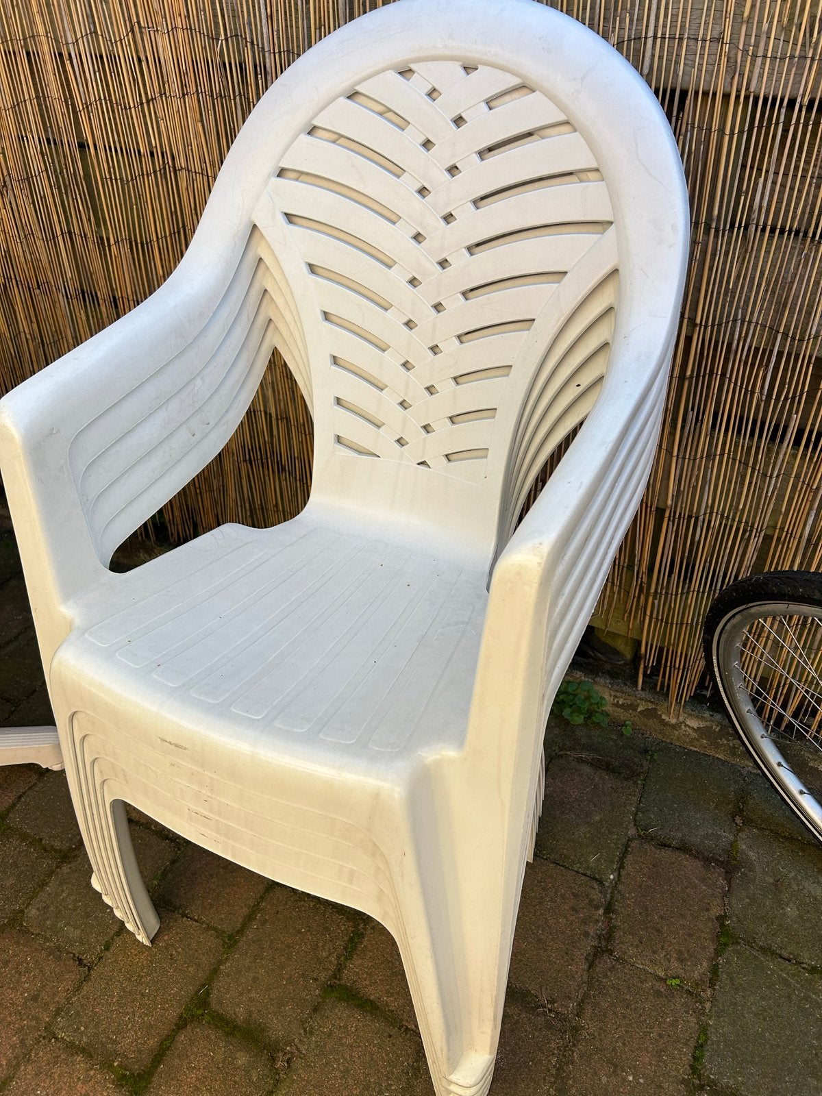 5x Witte kunststof stapelstoelen, Ophalen, Gebruikt, Kunststof, Stapelbaar