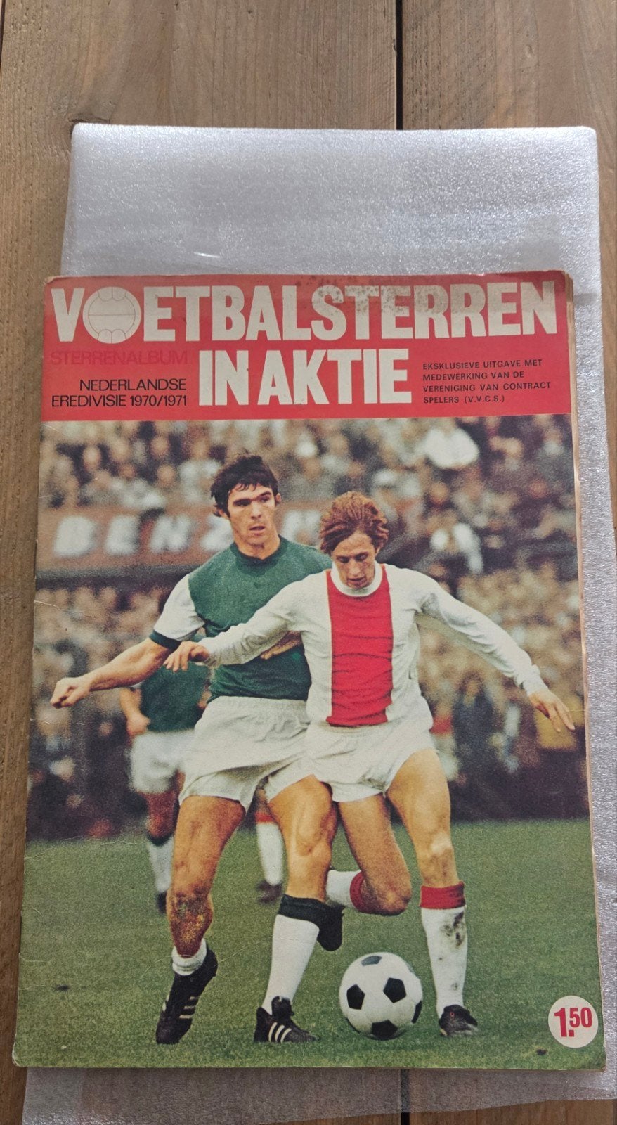 VanderHout Voetbalsterren in Aktie 1970/71 – met Johan Cruyf, Ophalen of Verzenden, Gebruikt, Overige binnenlandse clubs, Boek of Tijdschrift