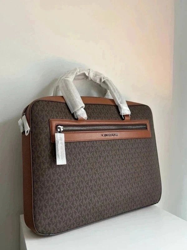 Michael Kors Jet Set Business Aktetas - Nieuw, Ophalen of Verzenden, Nieuw, Bruin, Overige typen