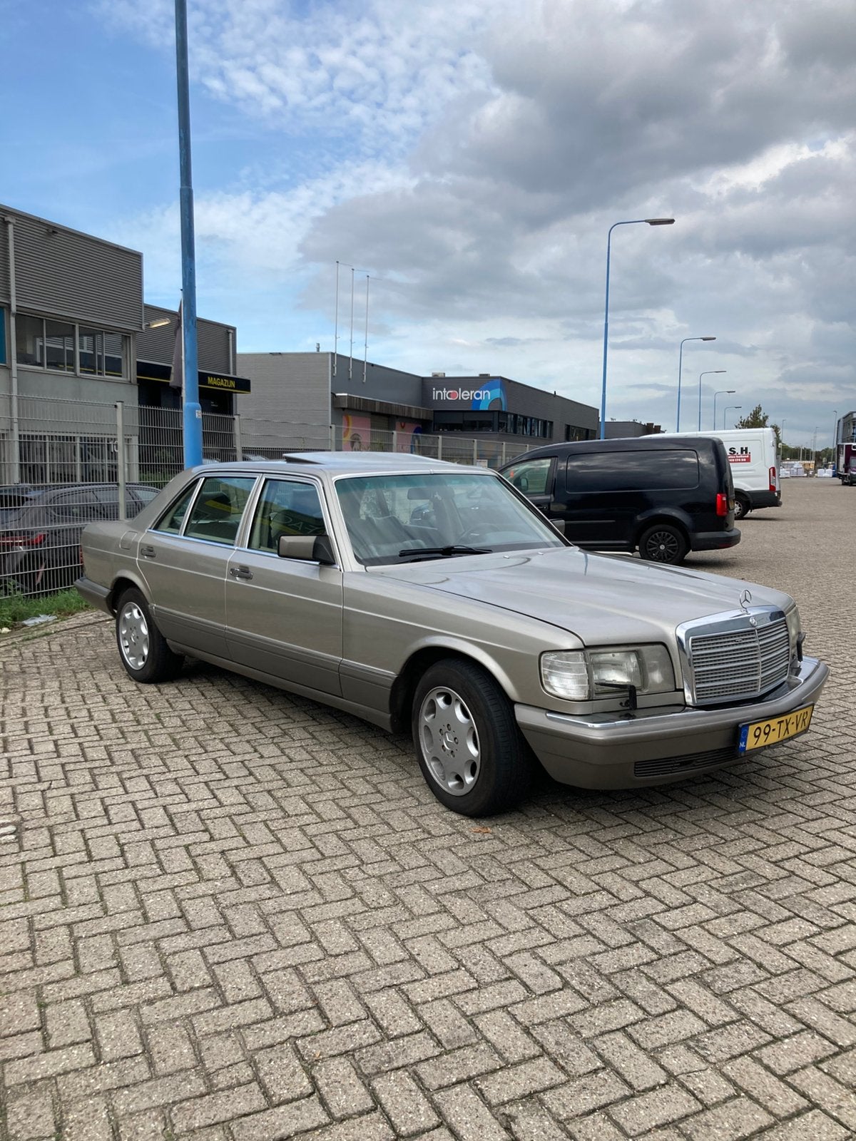 Mercedes-Benz S-Klasse 300D 1980 Volledig gerestaureerd!!!, Auto's, Automaat, Diesel, Sedan, 1500 kg