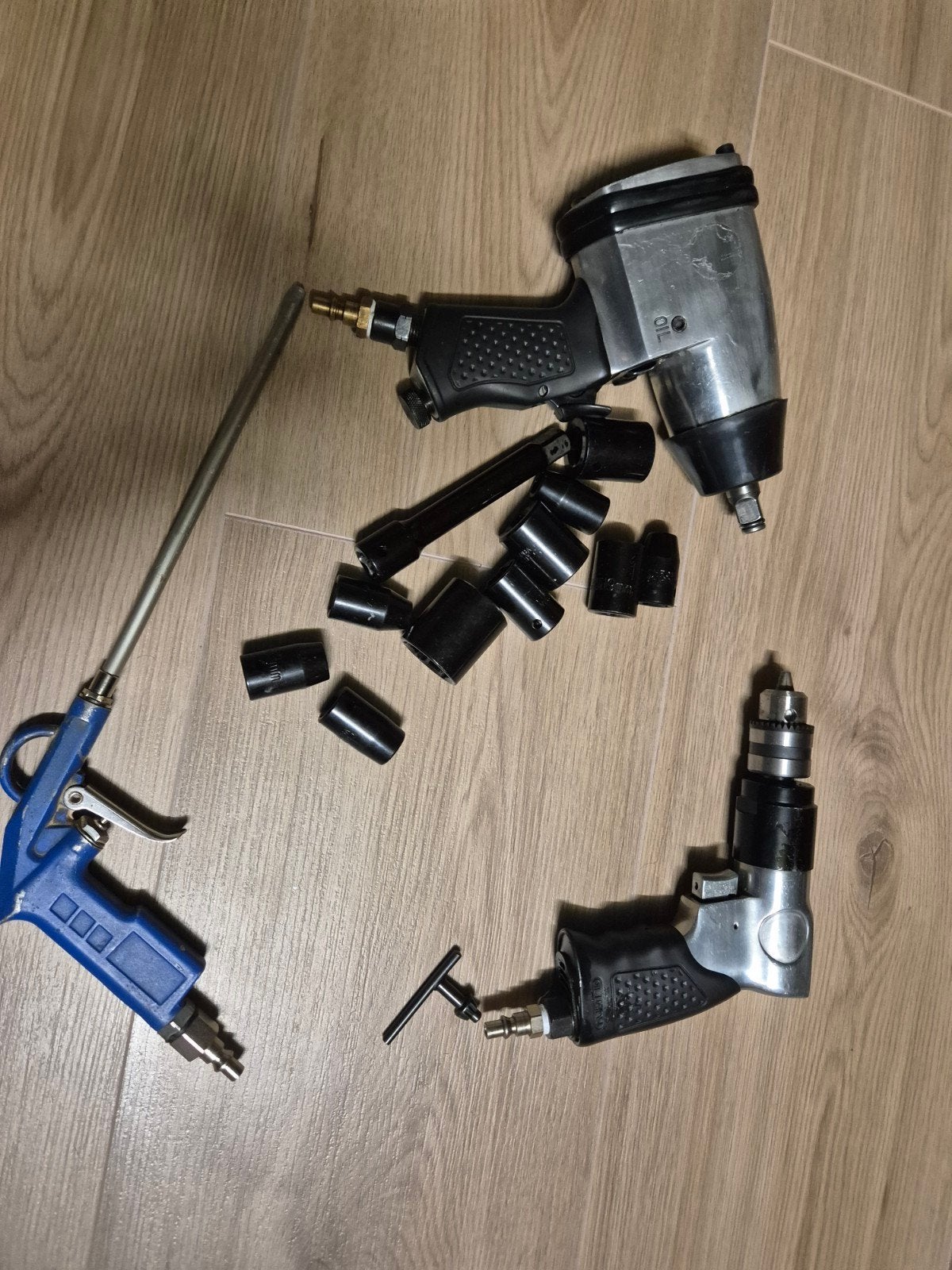 slagmoersleutel, boormachine en blaaspistool op lucht, Ophalen of Verzenden, Gebruikt, Overige typen, Overige merken
