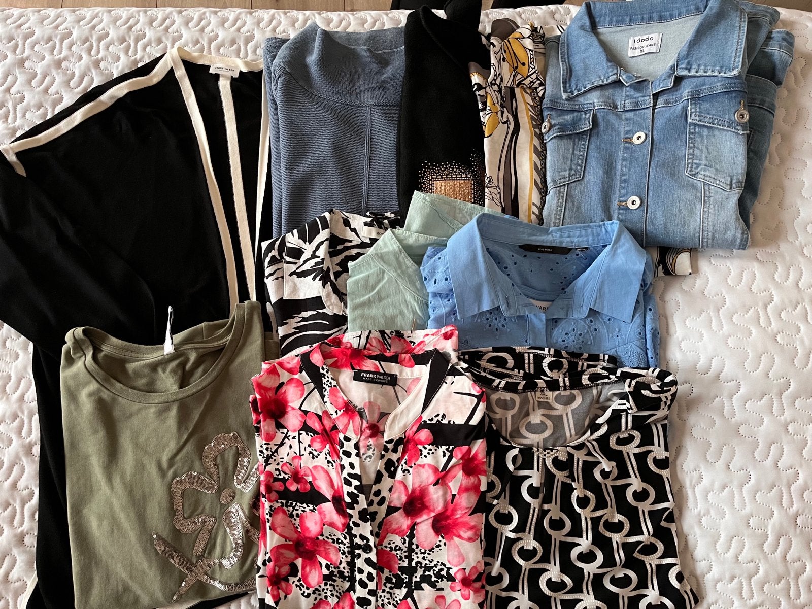 Dameskleding pakket: diverse tops, vesten en jasje, Ophalen of Verzenden, Gedragen