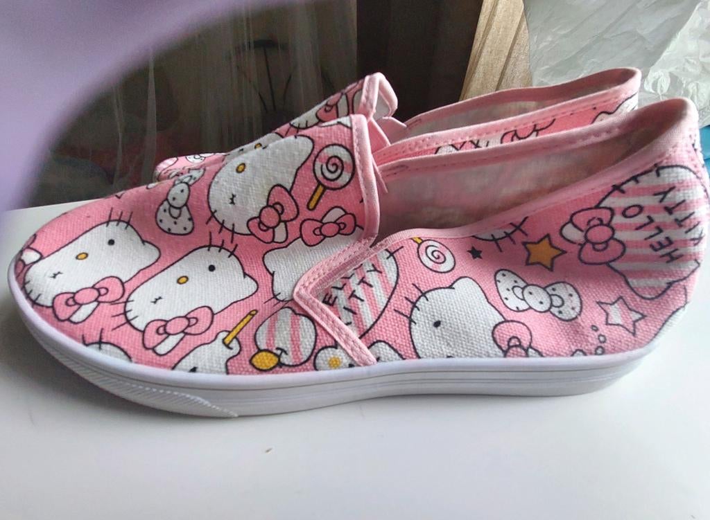 NIEUW Hello kitty gympen bootschoenen instappers gymschoenen, Ophalen of Verzenden, Nieuw, Instappers