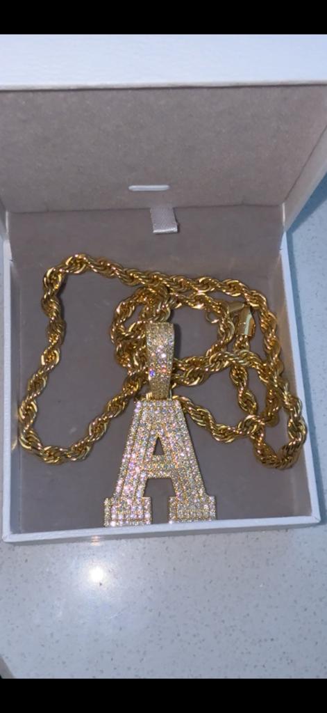 Moissanite hanger met ketting, Ophalen of Verzenden, Zo goed als nieuw, Goud, Zilver