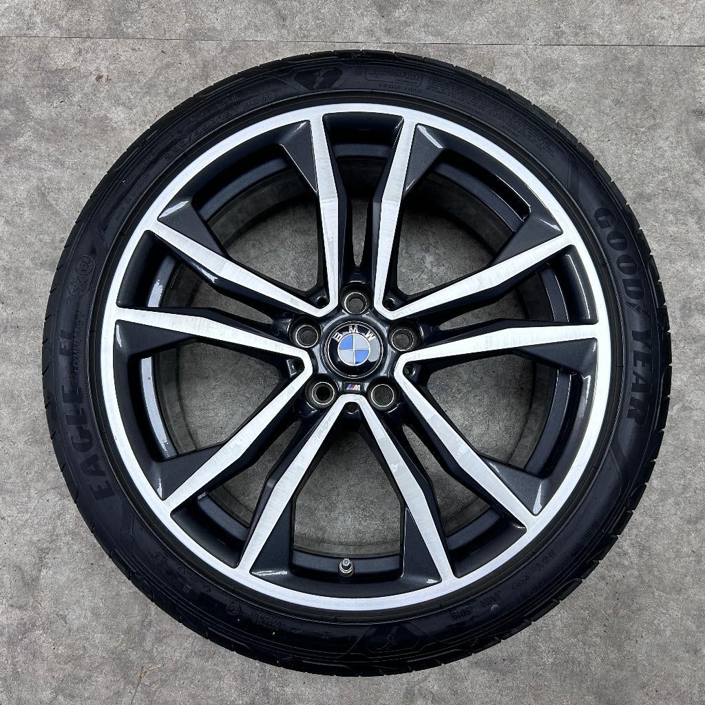 19 inch originele M velgen + zomerbanden BMW X1 X2 715, 19 inch, Gebruikt, Banden en Velgen, Ophalen of Verzenden