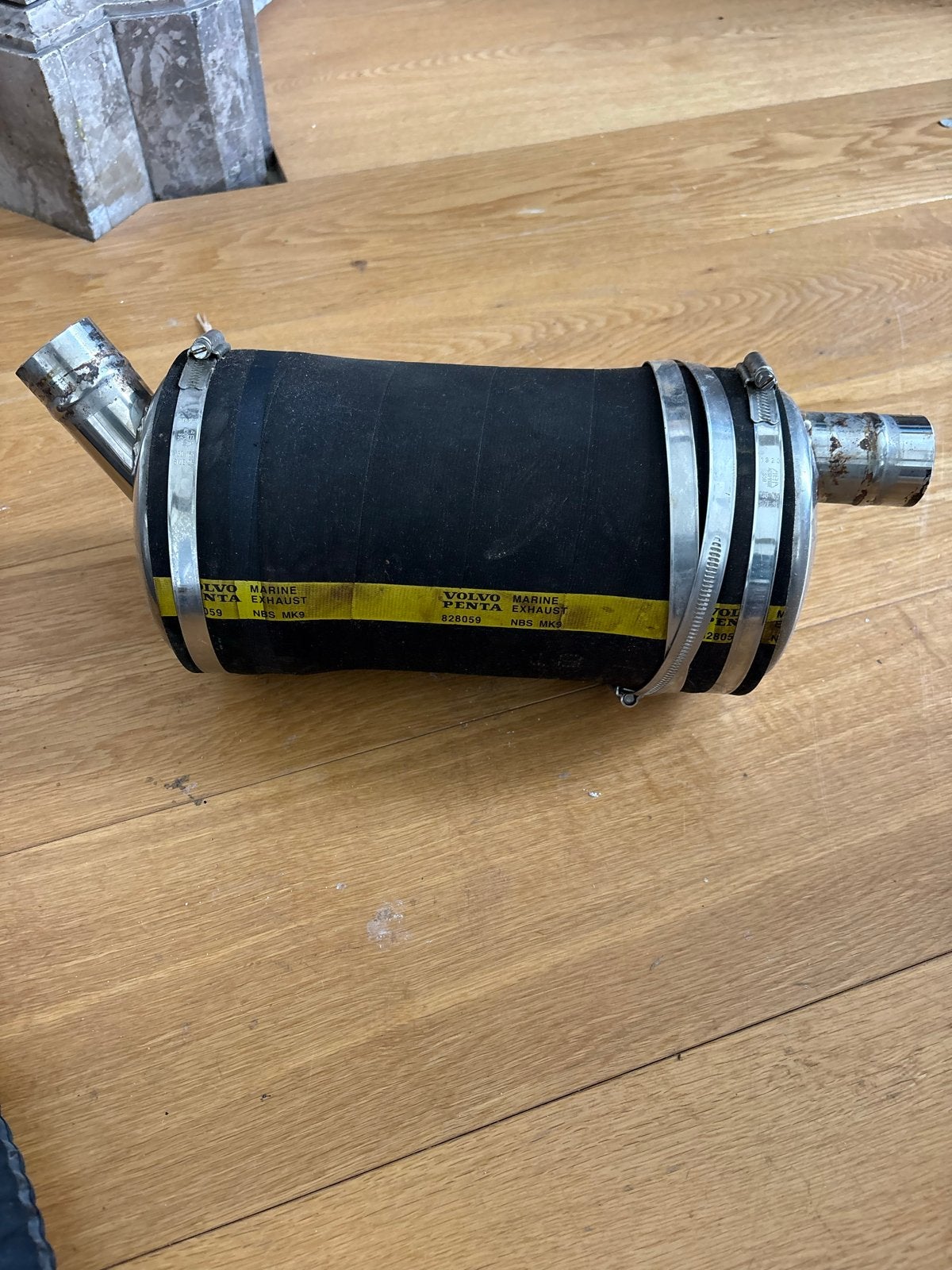 Volvo Penta Marine Uitlaatdemper 828059 45 mm, Ophalen of Verzenden, Gebruikt, Motor en Techniek, Motorboot