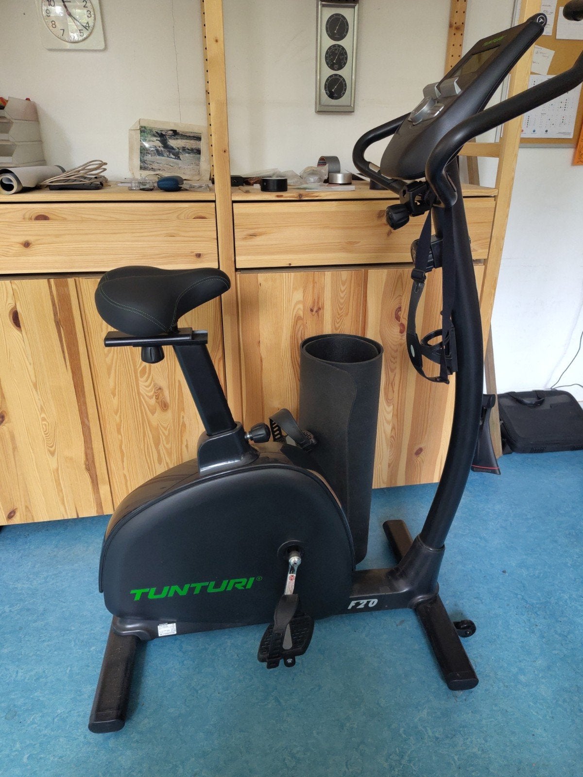 Tunturi F20 home trainer, Sport en Fitness, Fitnessapparatuur, Ophalen, Zo goed als nieuw, Metaal, Hometrainer