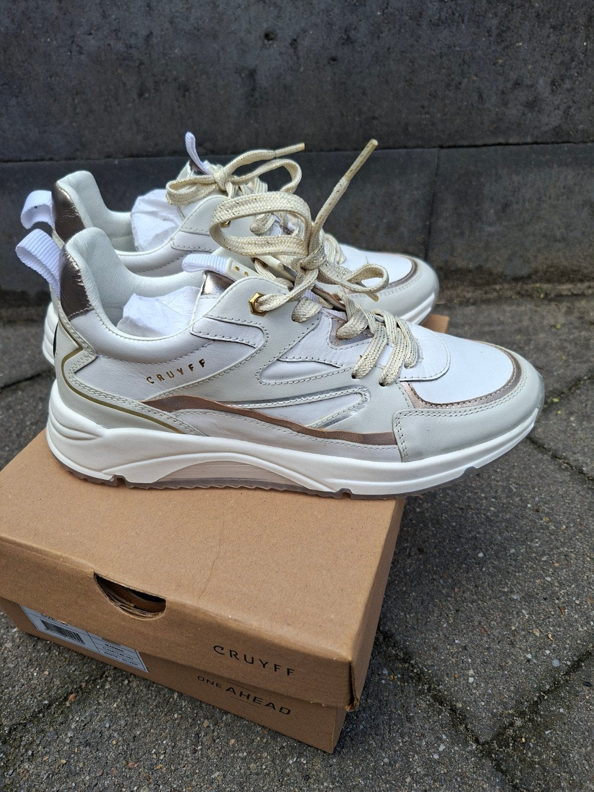*Nieuwe* Cruyff sneakers maat 35, Ophalen of Verzenden, Nieuw, Meisje, Schoenen