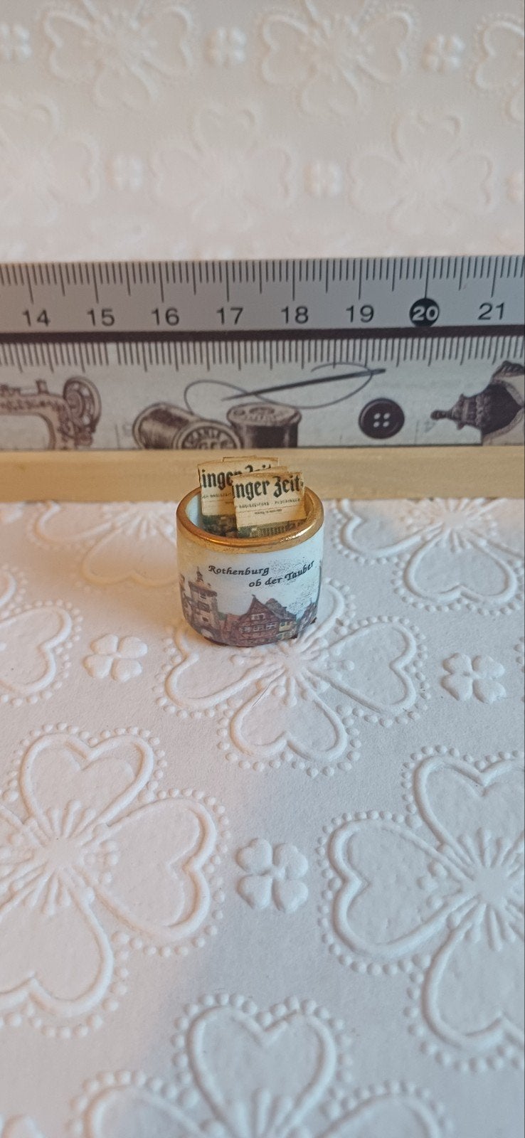 Potje met krant, Ophalen of Verzenden, Poppenhuis