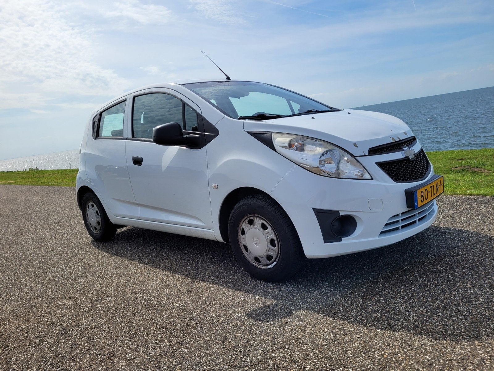 Chevrolet Spark 1.0 Bifuel 2012 LPG Airco apk 03 2027 5Deurs, 15 km/l, 37 €/maand, Wit, Origineel Nederlands