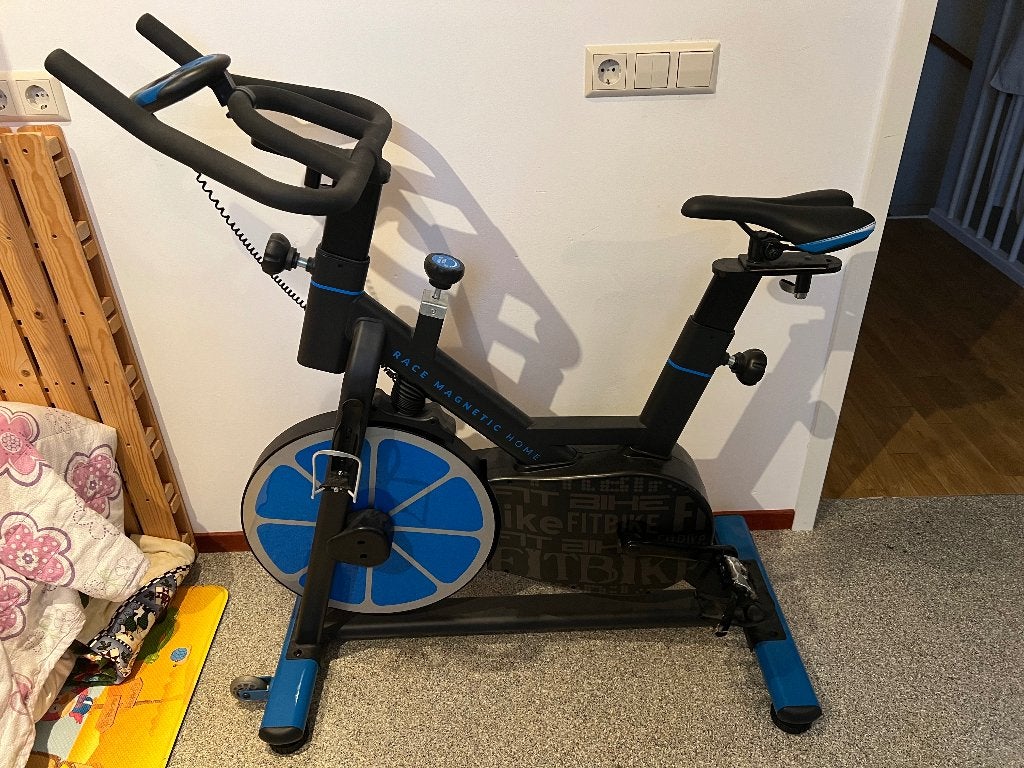 FitBike Race Magnetic Home Fitness Bike, Ophalen, Zo goed als nieuw, Benen, Spinningfiets