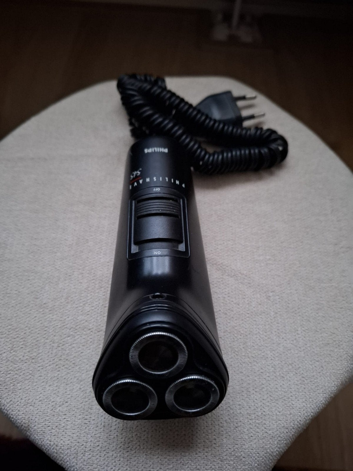 Nette Philips scheerapparaat., Pvc, Ophalen of Verzenden, Zo goed als nieuw, Minder dan 2 meter