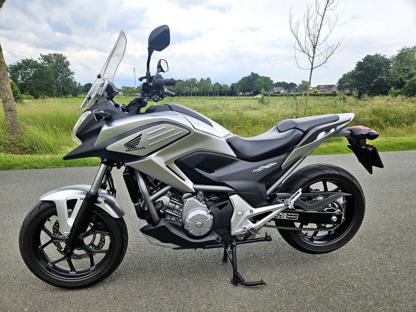 HONDA NC700X  2013 DCT ZILVER ABS NC700 TOPSTAAT 22579 Km NC, Motoren, 700 cc, HONDA, 4 cilinders, Motorrijbewijs A