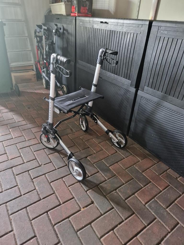 Rollator, Ophalen