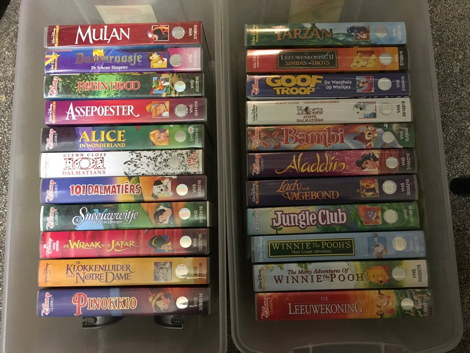 Te koop 21 nieuwe originele Disney vhs videobanden, Cd's en Dvd's, VHS | Kinderen en Jeugd, Alle leeftijden, Ophalen of Verzenden