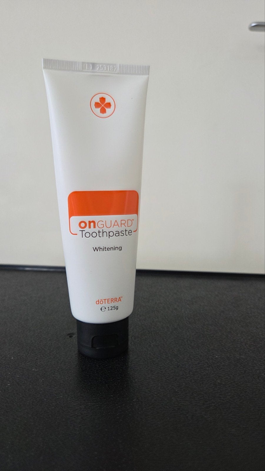 DoTERRA On Guard Whitening Tandpasta met Essentiële Oliën, Ophalen of Verzenden, Nieuw, Tandpasta