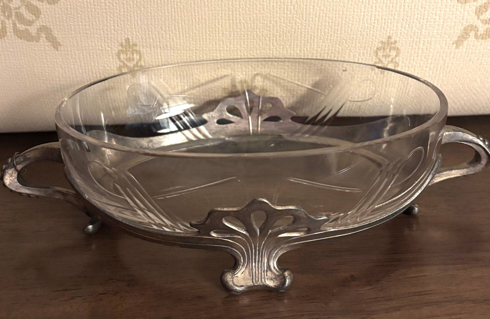 Art Nouveau schaal met glas inzet & verzilverd montuur zgst, Antiek en Kunst, Ophalen of Verzenden