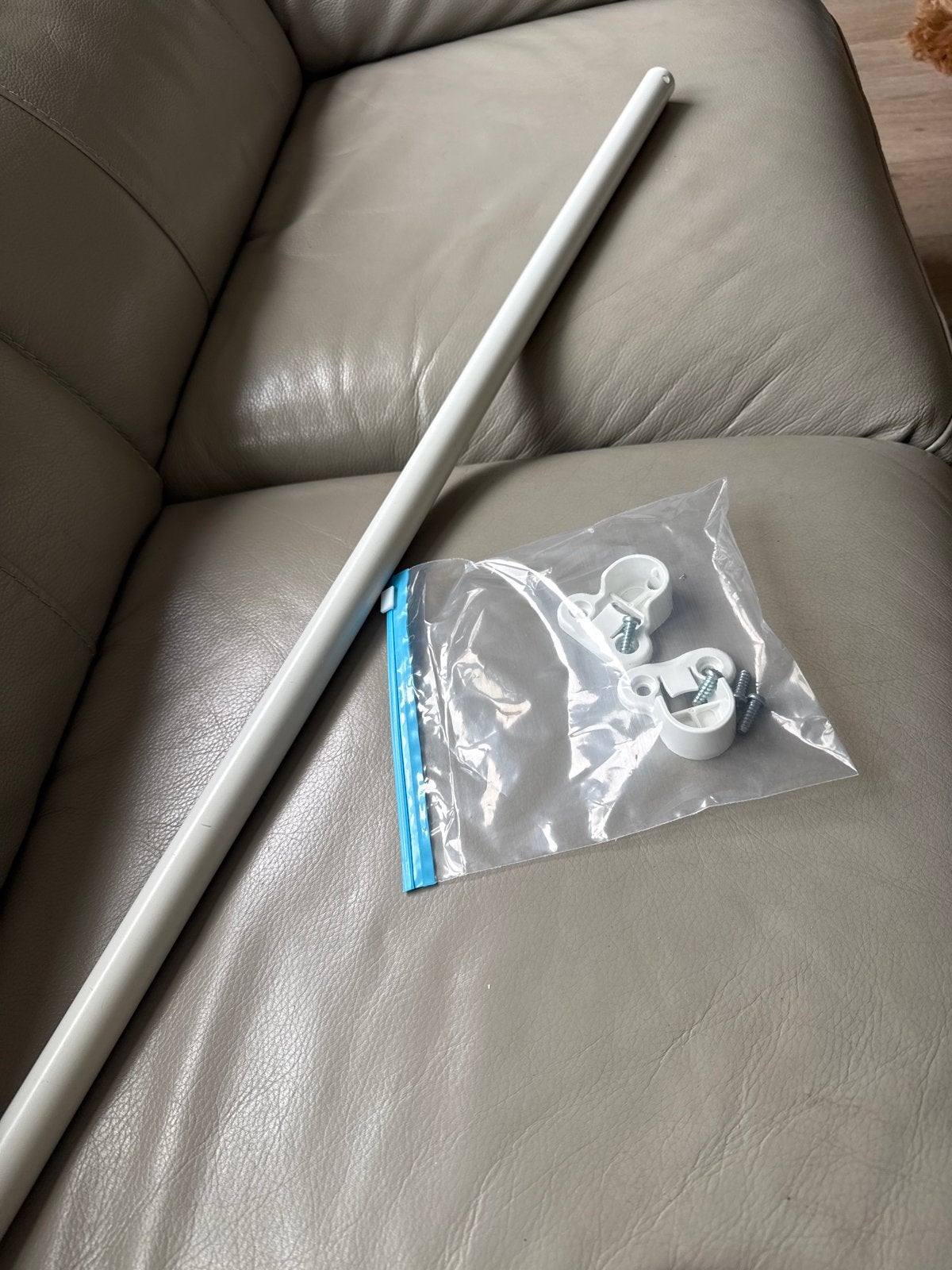 Ikea Witte roede met bevestigingsbeugels, Huis en Inrichting, Ophalen, Gebruikt, Overige typen, Minder dan 100 cm