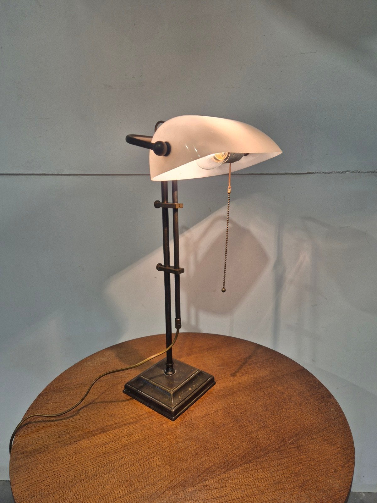 Vintage messing en glas verstelbare bankierslamp, Ophalen of Verzenden