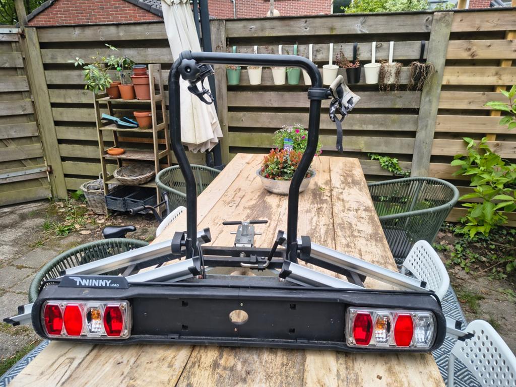 Twinnyload e-carrier duo fietsendrager, Ophalen, 2 fietsen, Trekhaakdrager, Elektrische fiets
