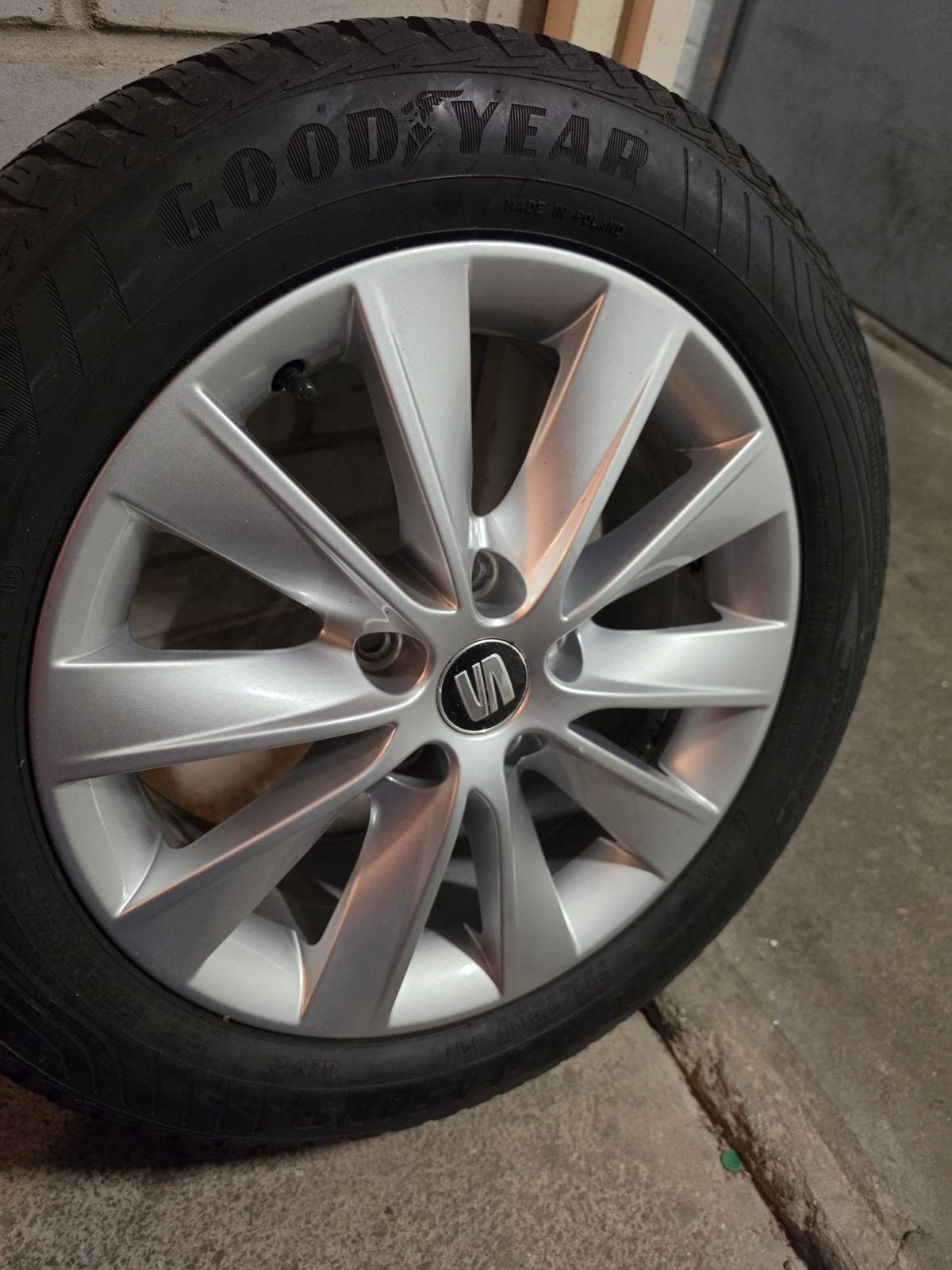 Seat Goodyear All Season banden met velgen - 205/55R16, Ophalen, Gebruikt, 16 inch, Banden en Velgen