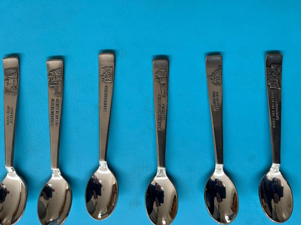 SET VAN 6 VERZILVERDE KASTEEL LEPELTJES verzilverd100 NIEUW, Overige materialen, Gero, Ophalen of Verzenden, Zo goed als nieuw
