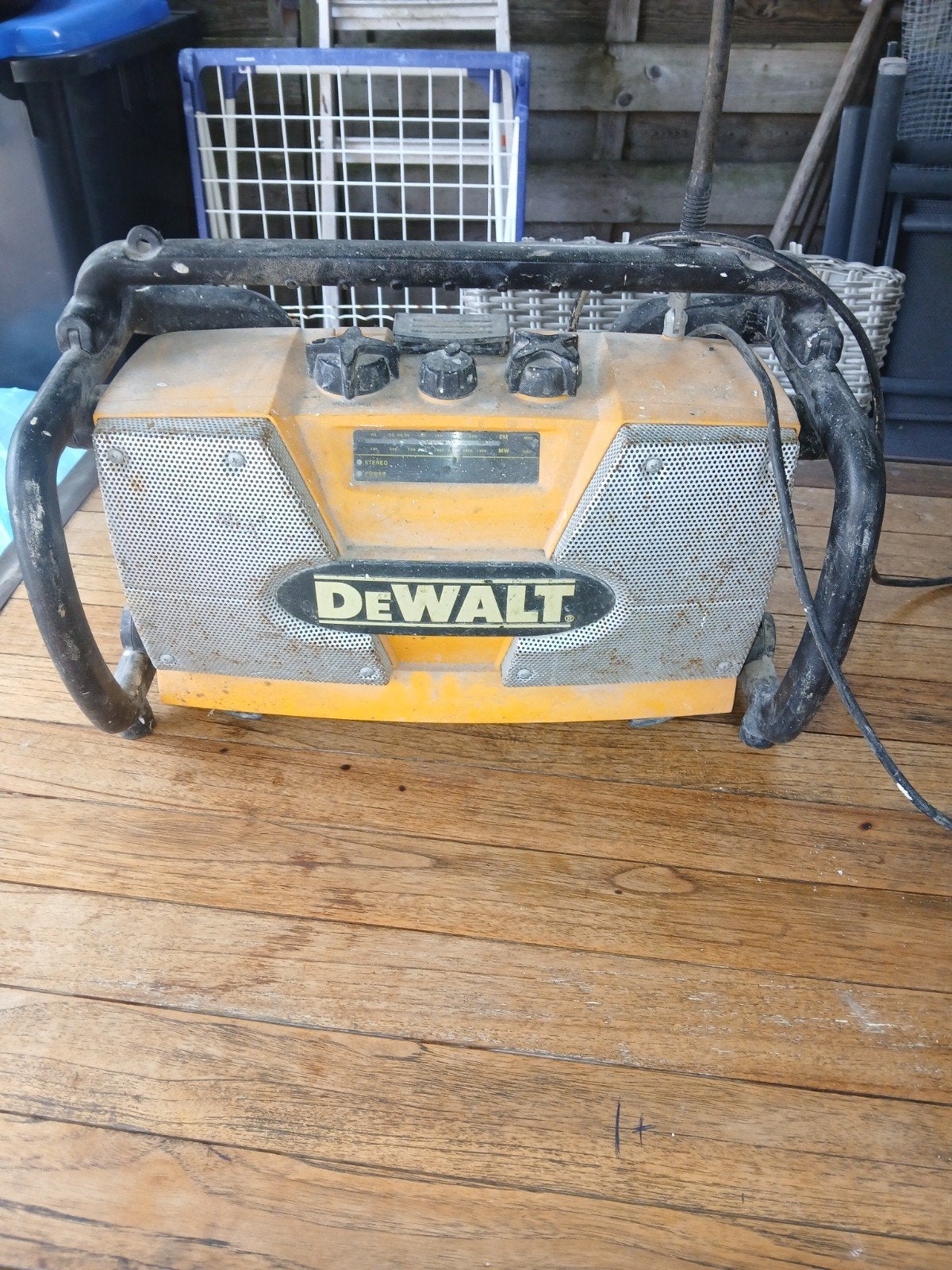 DeWalt bouwradio, robuust en betrouwbaar, Ophalen, Gebruikt, Bouwradio