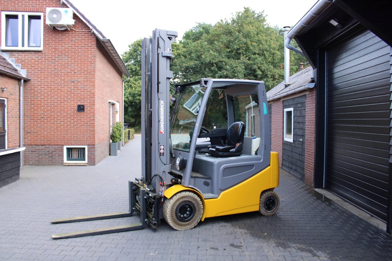 Jungheinrich EFG425ks heftruck elektrische triplex lepelvers, 2000 tot 3000 kg, Elektrisch, Heftruck, Jungheinrich