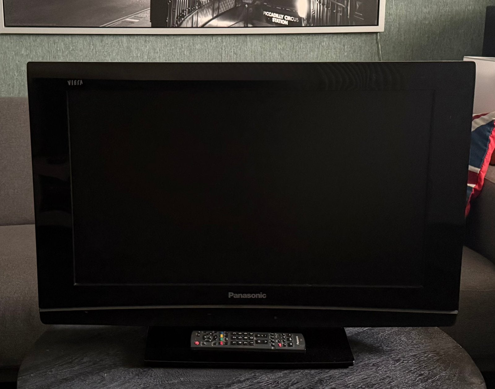 Panasonic 26 inch LCD TV TX-26LX70F incl. afstandsbediening, Ophalen, Zo goed als nieuw, 50 Hz, Panasonic