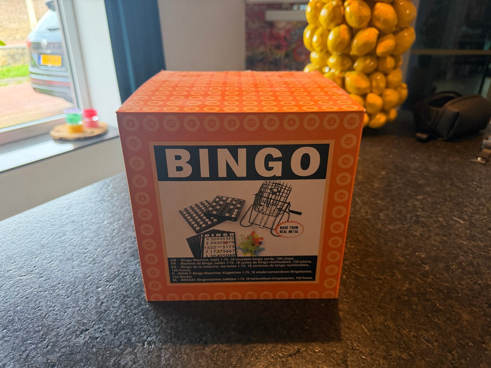 Bingo spel - Compleet met bingomolen en kaarten, Drie of vier spelers, Ophalen of Verzenden, Zo goed als nieuw