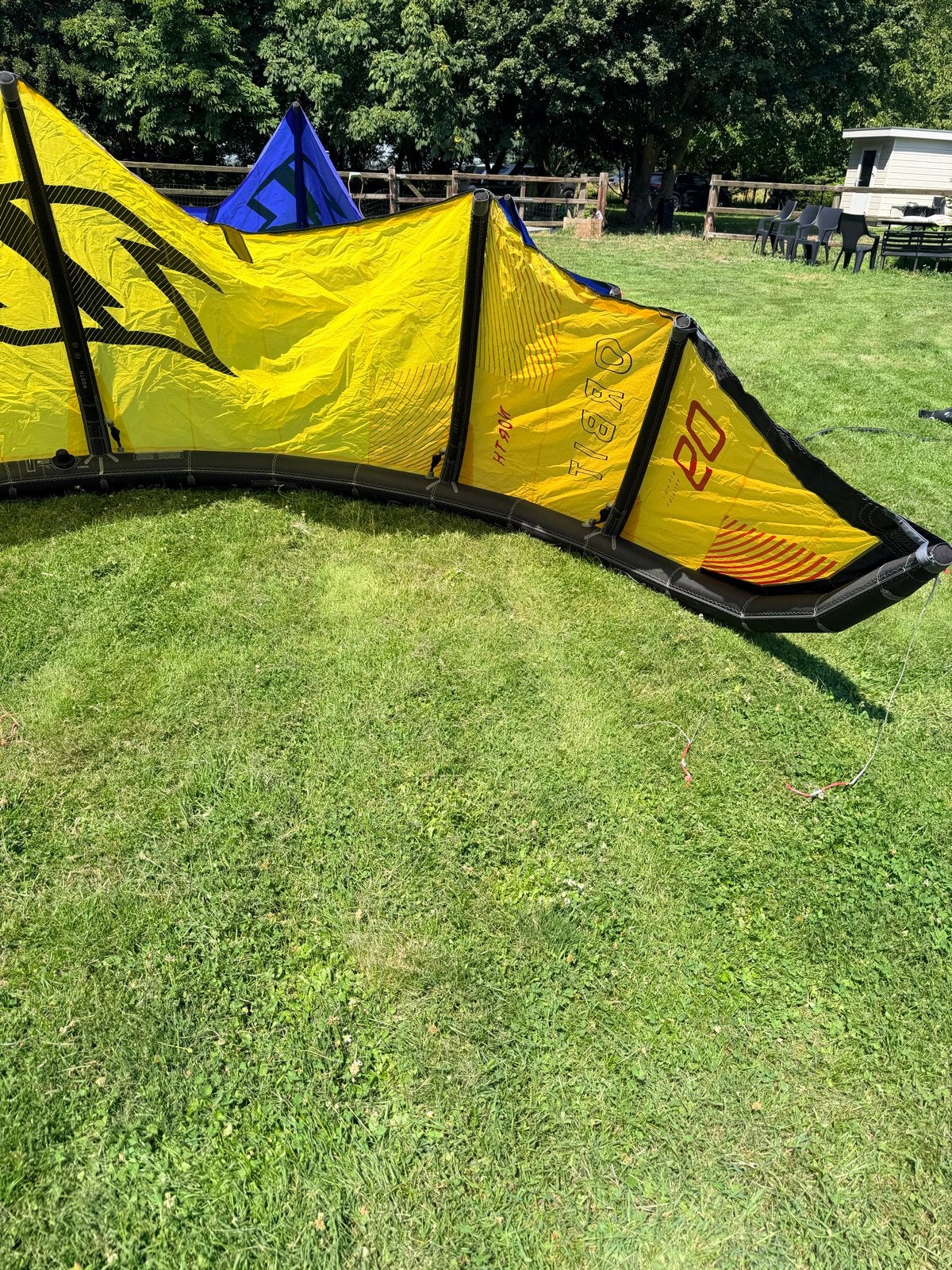 North Orbit & Reach Kites - Diverse maten, zeer goede staat, Watersport en Boten, Kitesurfen, Ophalen, 9 m², Geen board, Zo goed als nieuw
