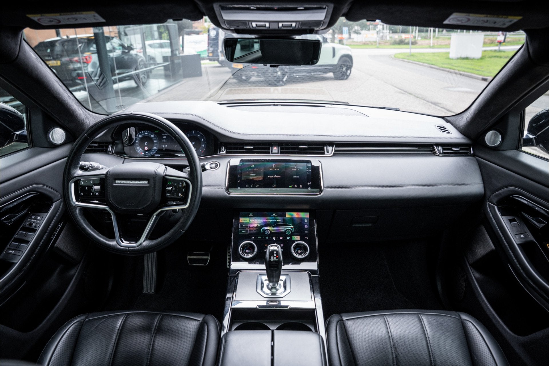 Land Rover Range Rover Evoque P300e AWD Autobiography * Pano, Auto's, Automaat, 15 kWh, Vierwielaandrijving, Hybride Elektrisch/Benzine