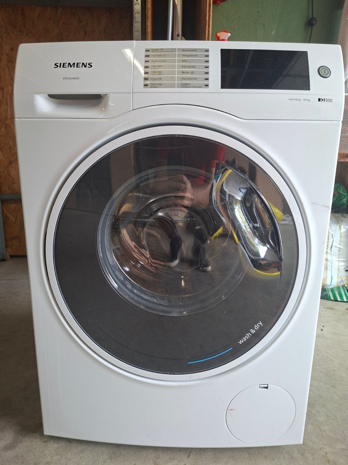 Siemens iQ500 WD14U540 Wasdroogcombinatie - Defect, Ophalen, 1200 tot 1600 toeren, 8 tot 10 kg, Voorlader