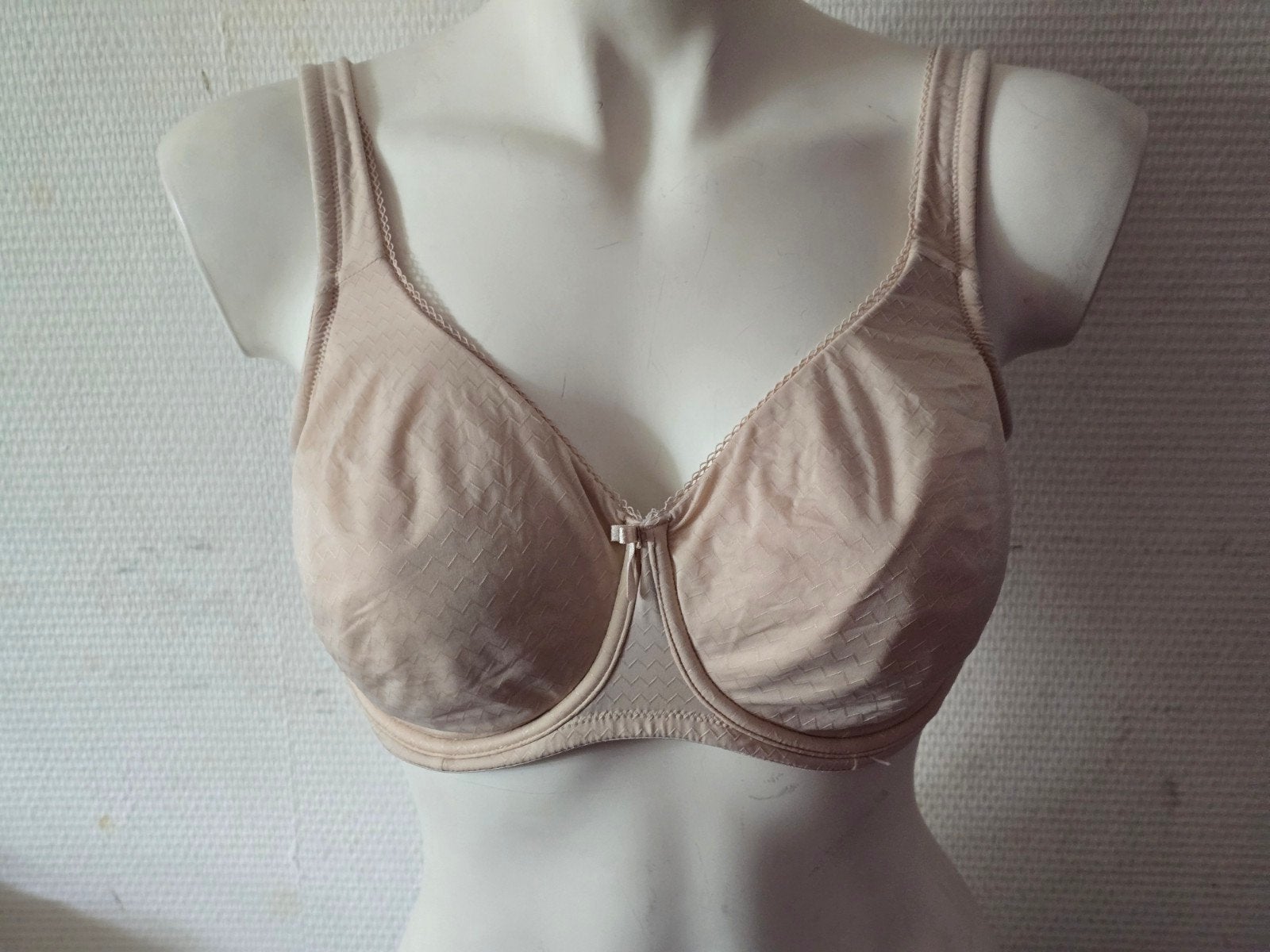Livera Lingerie BH 85E - Beige, Kleding | Dames, Ondergoed en Lingerie, Livera Lingerie, Ophalen of Verzenden, Beige, BH