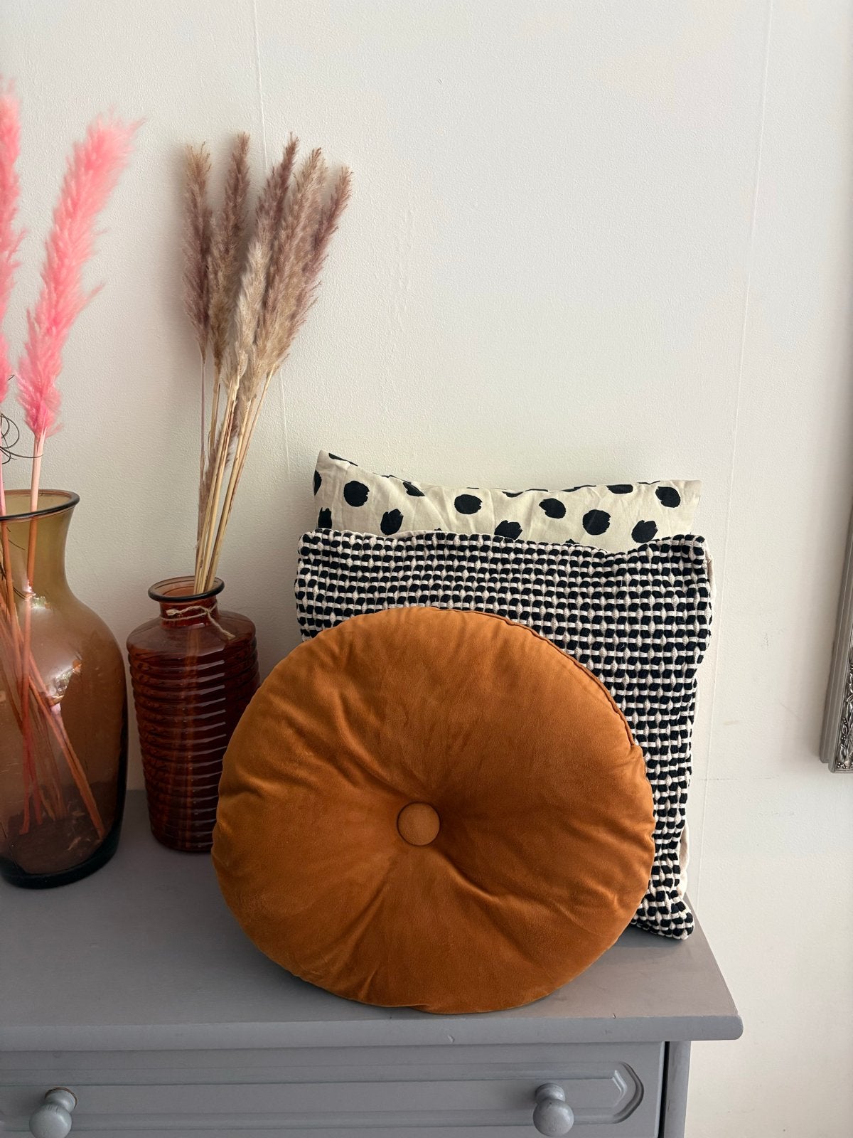 IKEA Kussens: 2x 45x45 cm en 1x Rond Sierkussen, Gebruikt, Meerkleurig, Inclusief binnenkussen, IKEA