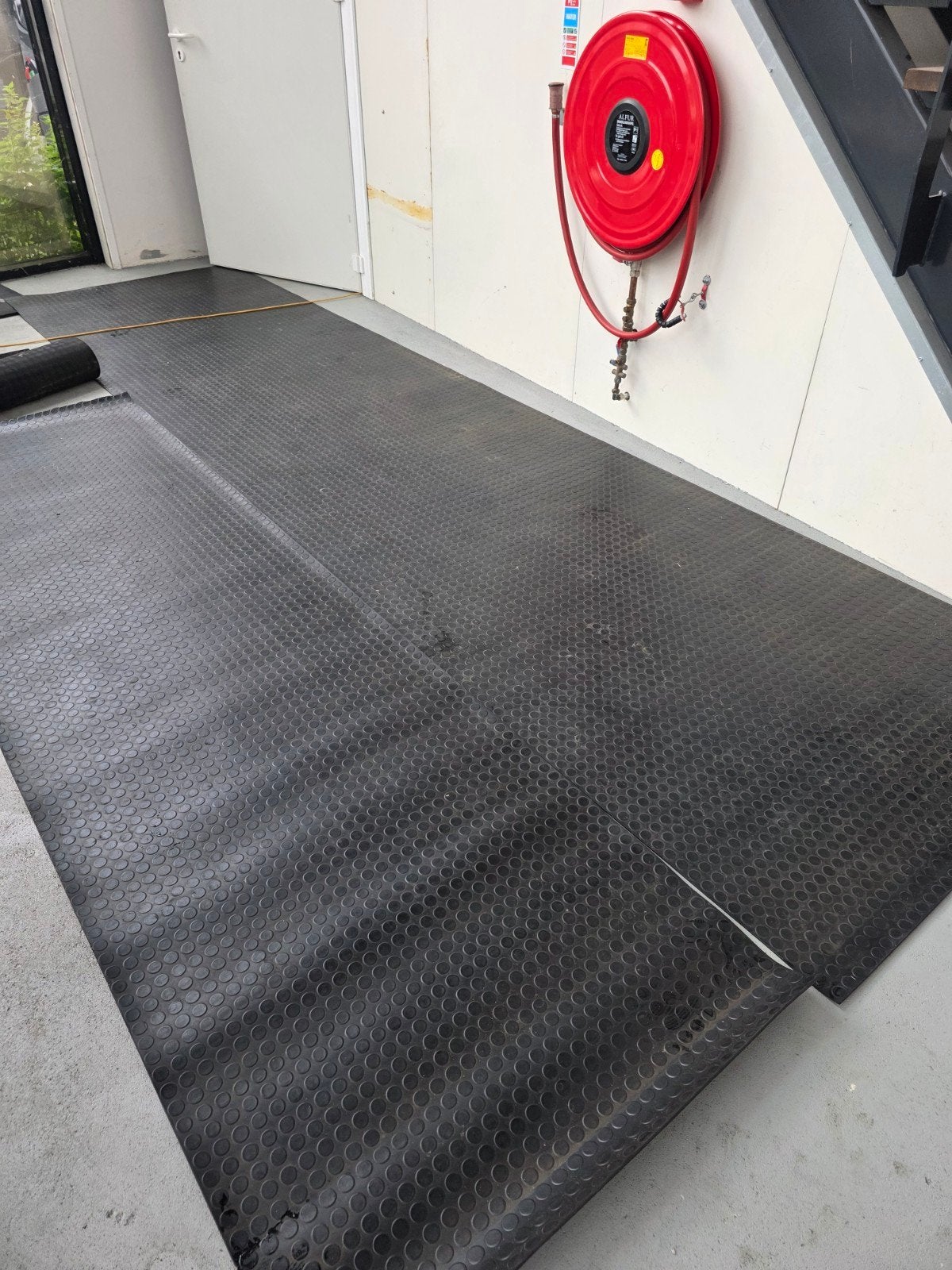 Rubber loper / rubbermat op rol Noppen 3mm zwart - 100 cm br, Ophalen of Verzenden, Nieuw, Zwart, 100 tot 150 cm