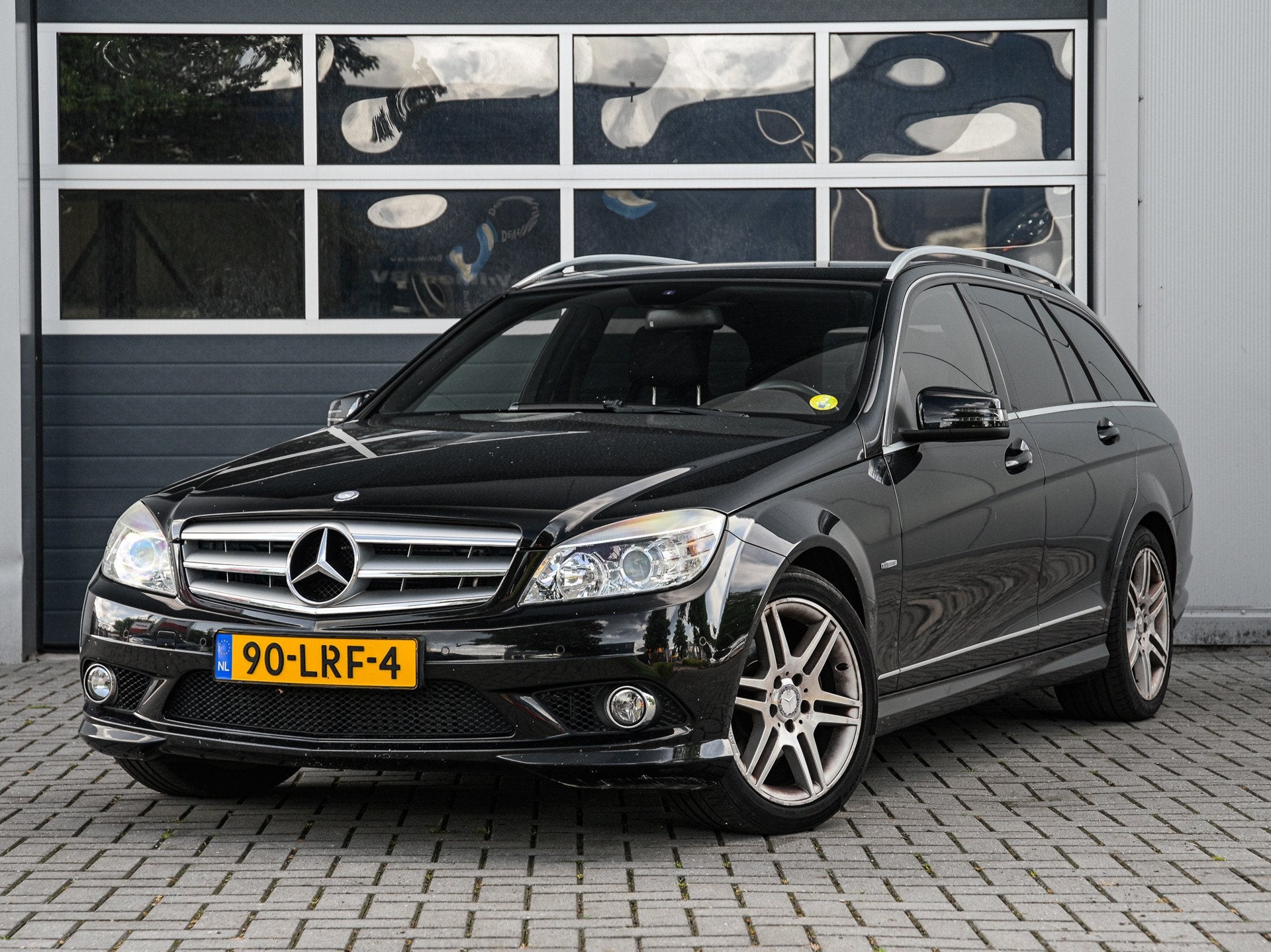 Mercedes-Benz C-klasse Estate 180 CGI Avantgarde | AMG-pakke, Auto's, Euro 5, Zwart, Zwart, Origineel Nederlands